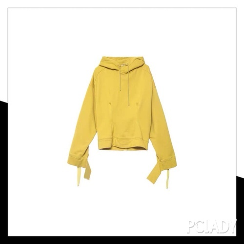 连帽卫衣搭配什么配饰,连帽卫衣百搭减龄时尚高级感