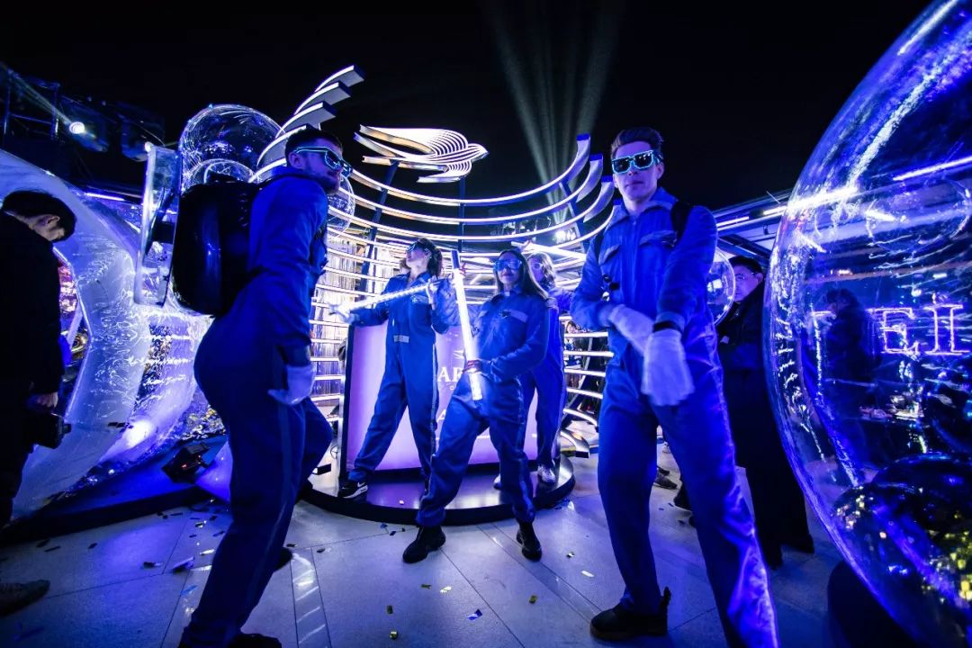 这些名流明星办的派对，也太惊人了吧