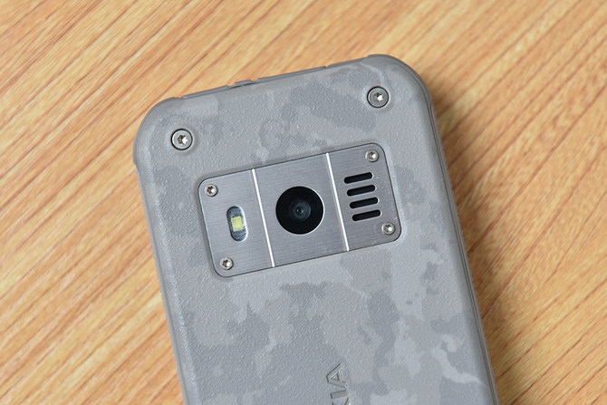 诺基亚三防手机nokia800功能,nokia800详细评测