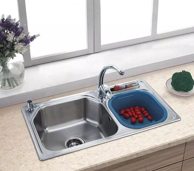 不锈钢水槽安装开孔尺寸,不锈钢水槽怎么开圆孔