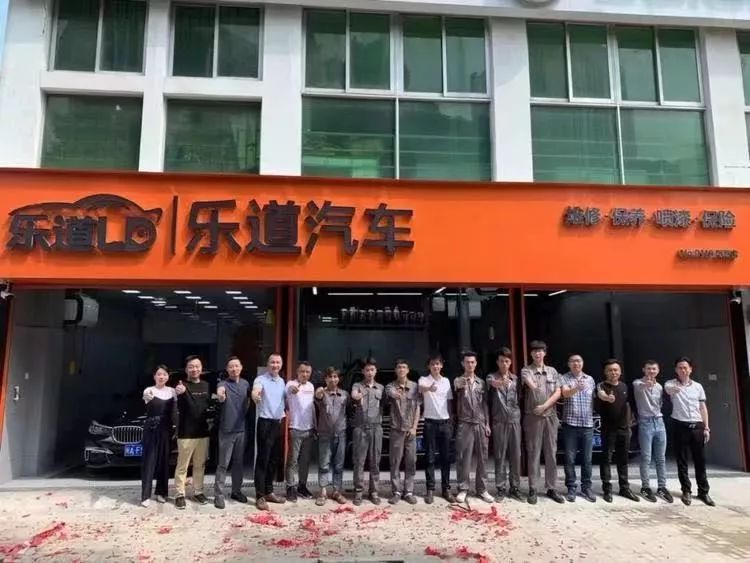 一天一块钱免费一整年！有福卡，尊享吃喝玩乐购特权，本地特惠生活一网打尽