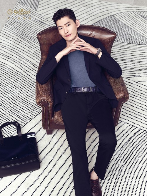 张翰同款克罗心卫衣,张翰最新代言金利来的鞋子