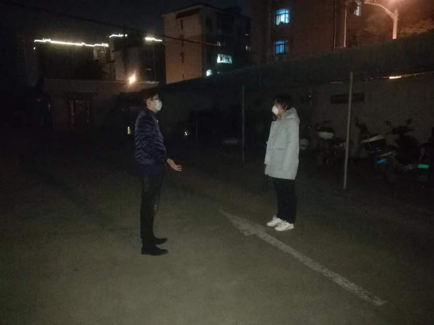 “感谢上海人民收留我！”湖北妹子多日漂泊求隔离，盈浦街道连夜排查速接收