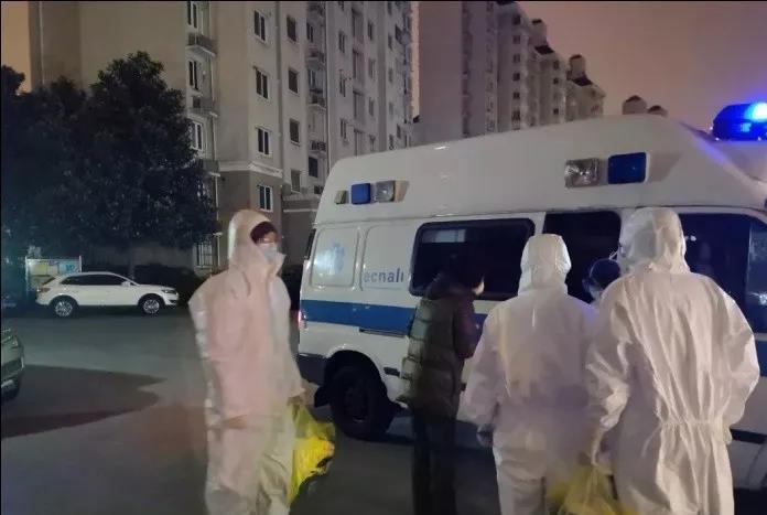 怀孕38周突然吐拉稀,孕妇38周呕吐腹泻怎么回事