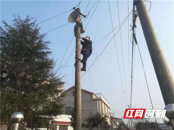 四川祖孙三代齐上阵抗疫,硬核家庭祖孙三代抗疫齐上阵