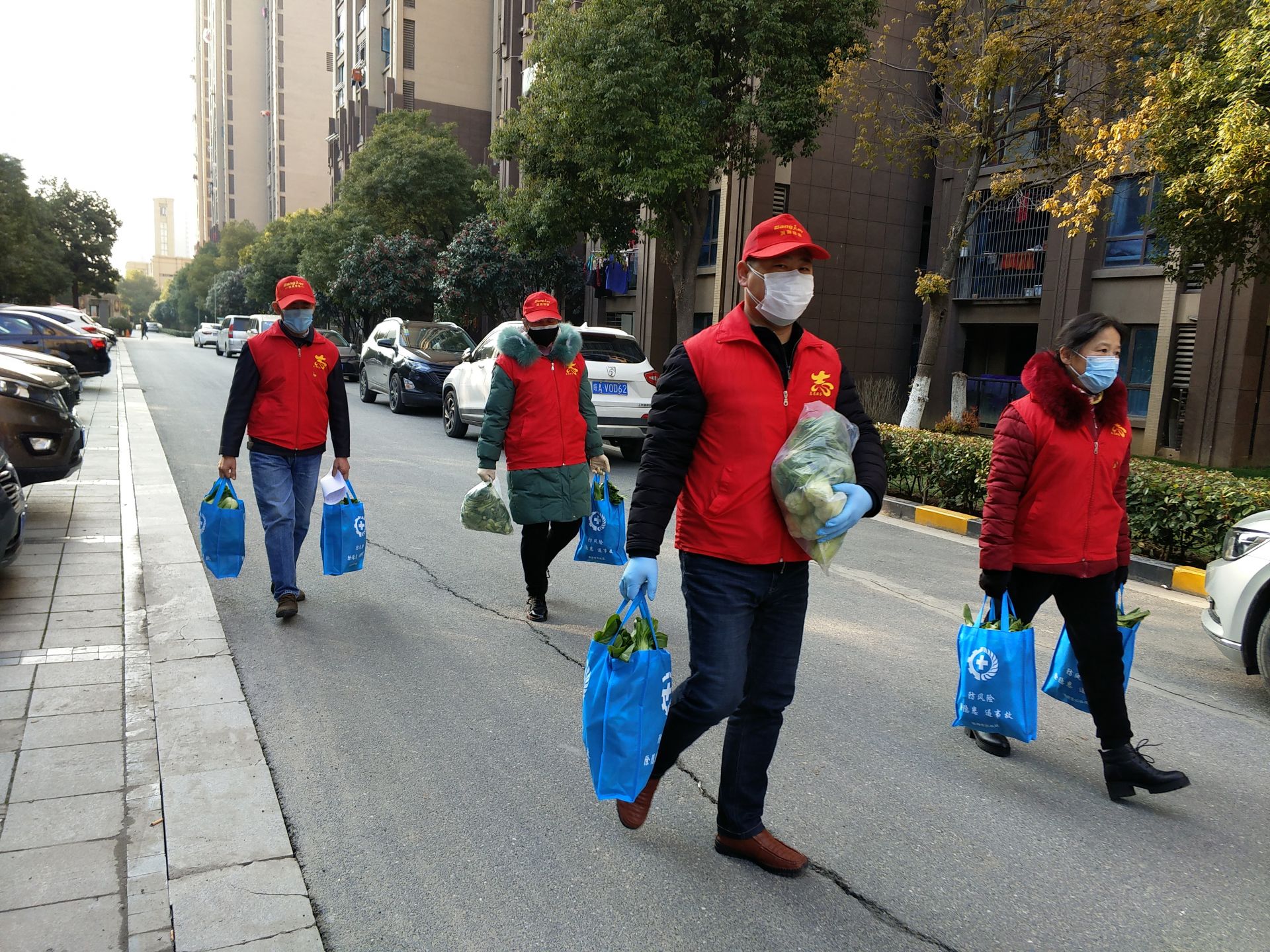 战疫一线绽放青春力量安徽,合肥战役最前线