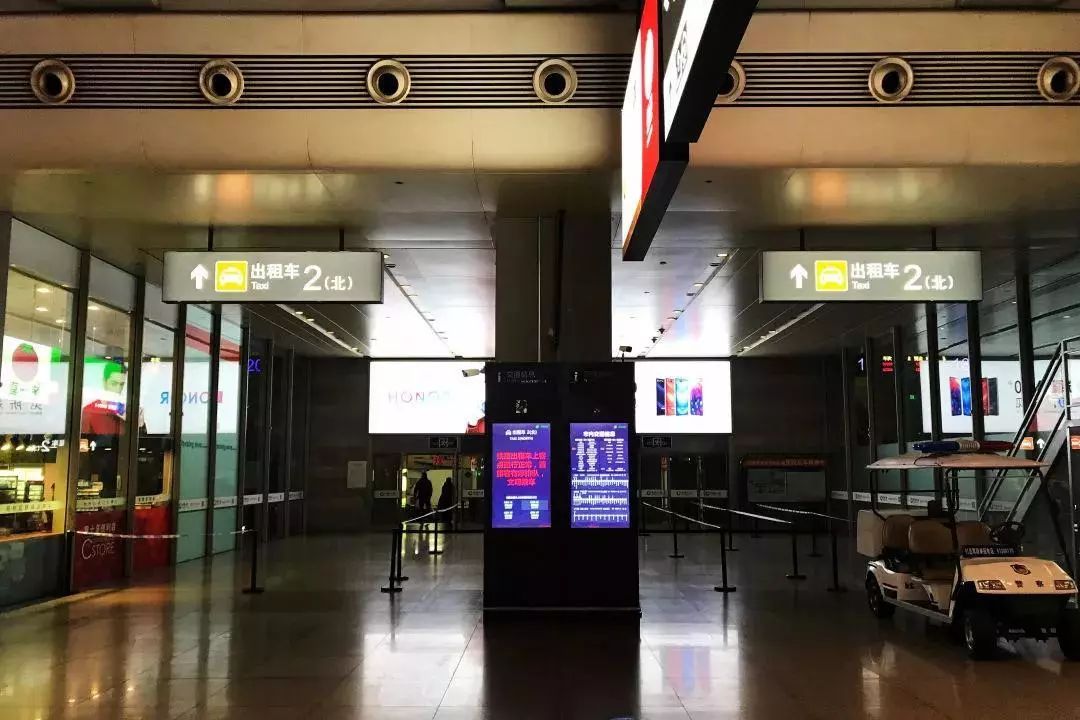 虹桥高铁站中转过夜攻略,深夜去虹桥机场最佳方法