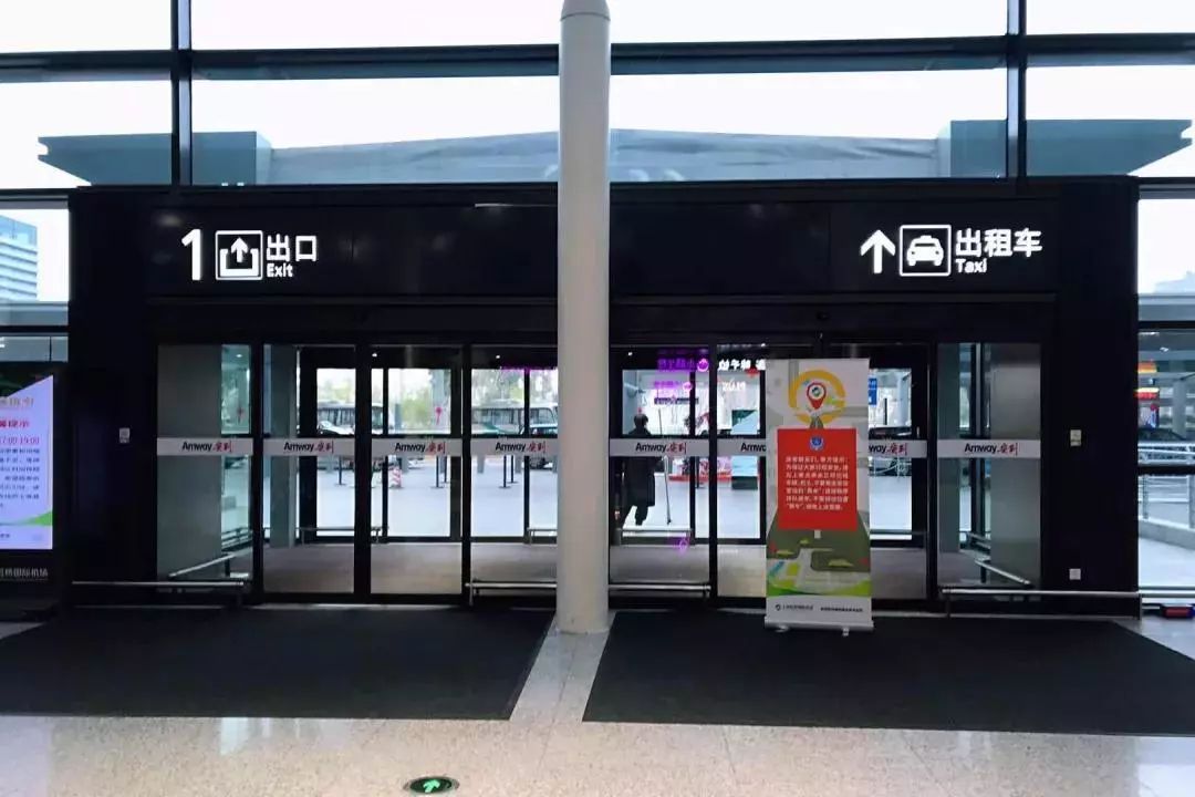 虹桥高铁站中转过夜攻略,深夜去虹桥机场最佳方法