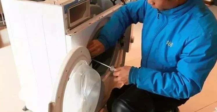 用马桶泡腾片洗洗衣机,洗衣机清洁泡腾片放马桶里