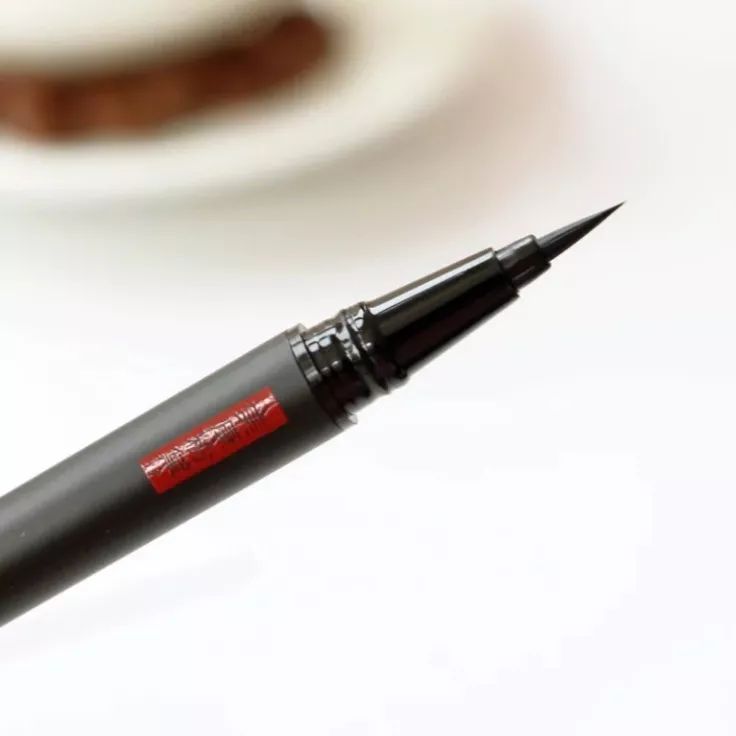 新手大牌不踩雷眼影推荐,新手全套彩妆清单推荐哪款