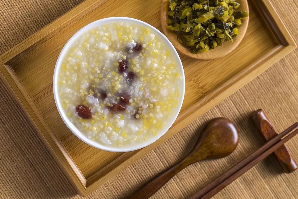 你知道雨水是什么用英语怎么说,雨水节气英文介绍