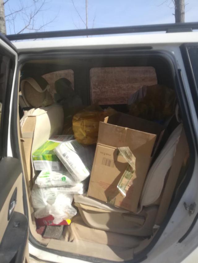 桐柏县黄岗镇荣耀庄村任明扬：副支书变身“代购员”