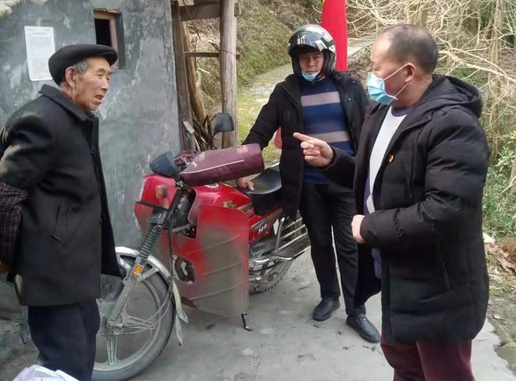 我们当地的硬核村长,农村最硬核的村干部