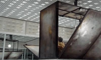 麦昆13年照片,麦昆怎么去世的