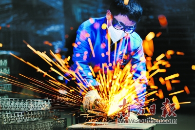 政企合力促消费活动,加大银政企互动力度