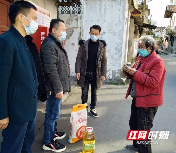 武陵区白马湖街道：*党**带群、老带青、点带面三类尖兵同战“疫”