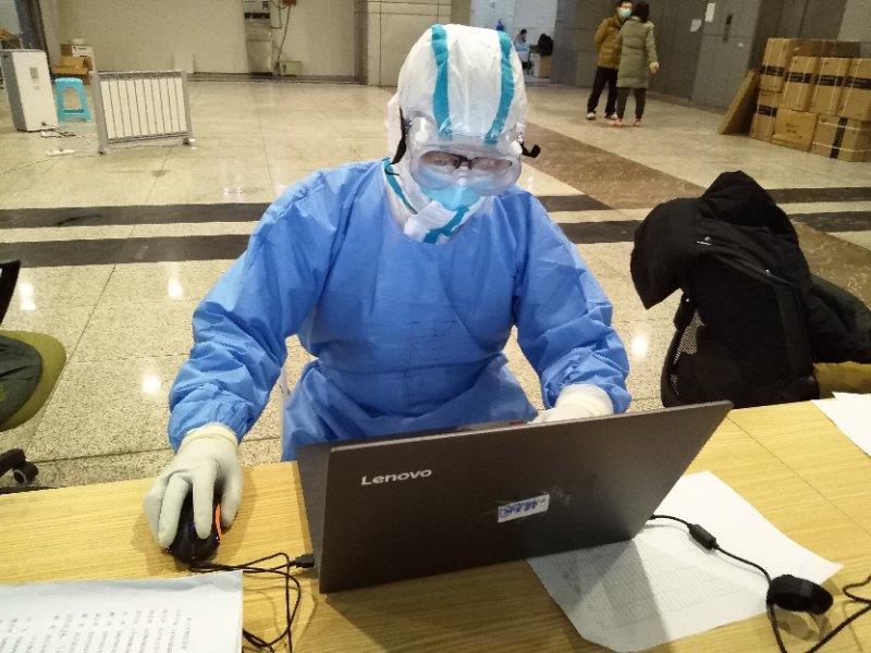 生命之舱佑护平安——记中国水电十一局驰援武汉医疗队