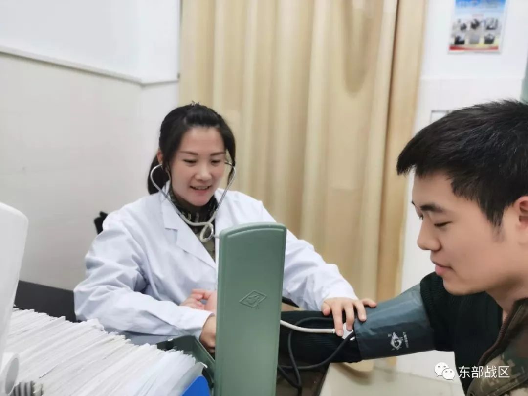 女兵最美的样子,女兵的美