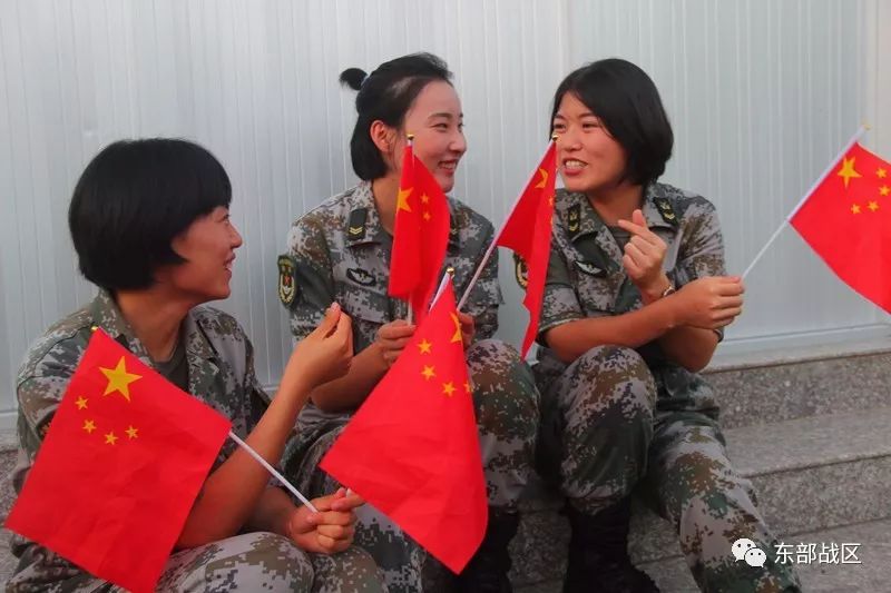 女兵最美的样子,女兵的美