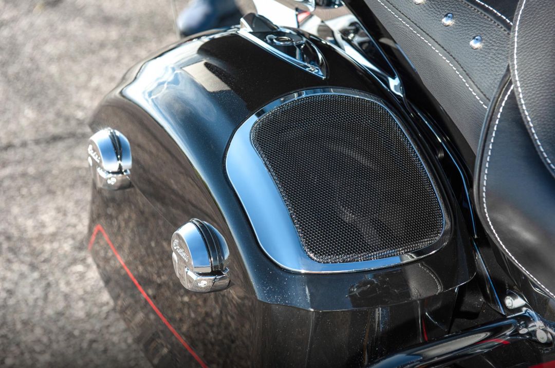 站在美式旅行车金字塔顶端的车型——印第安ROADMASTERELITE登场