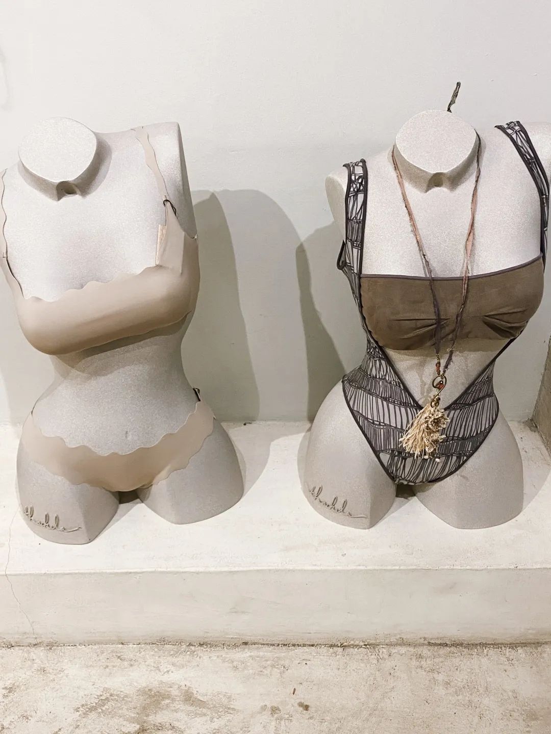 巴厘岛哪里买衣服好看女生,巴厘岛哪里可以买到便宜的衣服