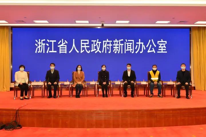 平凡的人给我最多感动是什么歌,平凡的人们给我最多感动的信