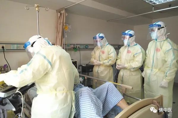 新冠重症患者救治视频,新冠急危重症患者抢救视频