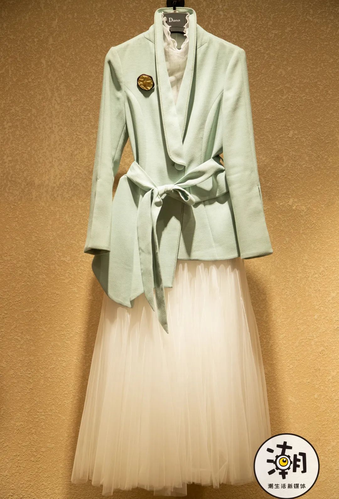 鏂揣娓呬粨鍝佺墝,鏂揣鐖嗘鍥炲綊