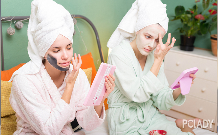 敷完面膜要洗脸吗要用清水冲,敷完面膜要洗脸吗总感觉粘粘的