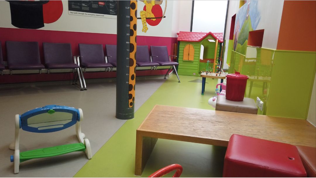 回国留学生坐包机需要自费吗 (留学包机回国需要多少钱)