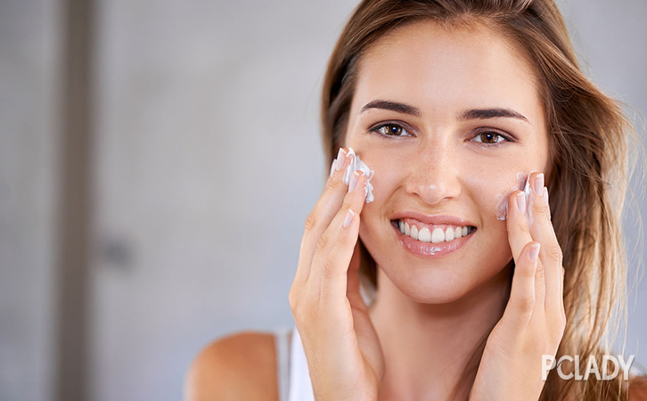 肤色不均匀有斑点,肤色不均匀怎么办立刻有效果