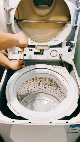 你绝对不知道洗衣机有多脏,你家的洗衣机原来这么脏