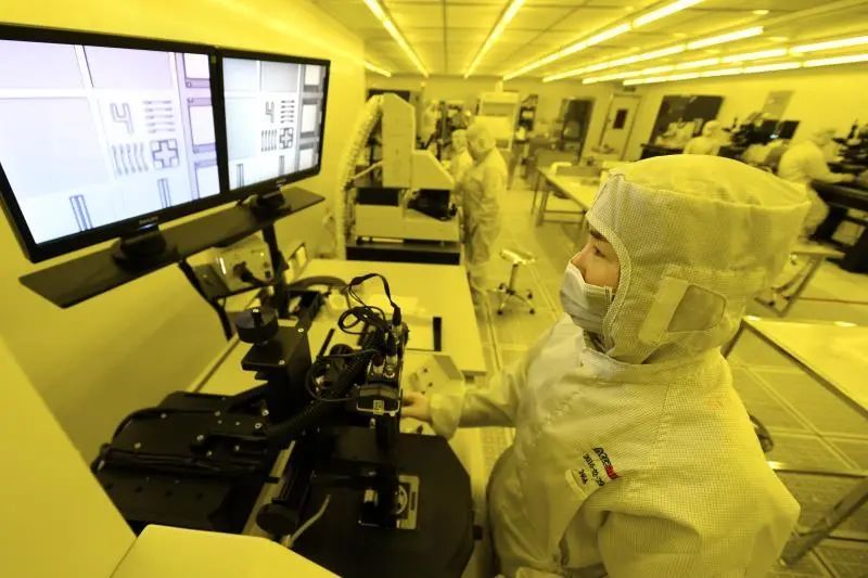 汛期复工复产按下快进键,中国各地按下复工复产快进键