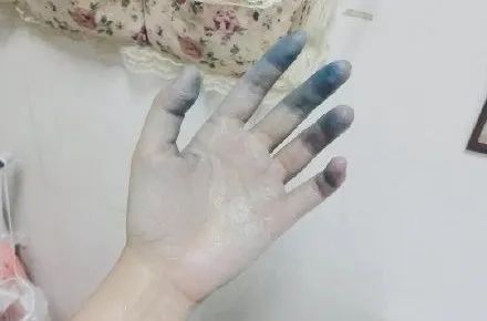 不要在家自己染发,千万不要自己在家染发