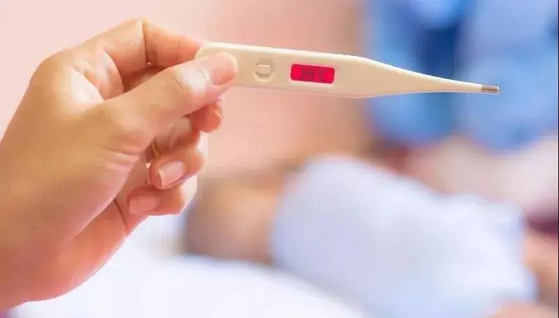 针对成人退烧药哪种副作用最小,儿童用的安全退烧药