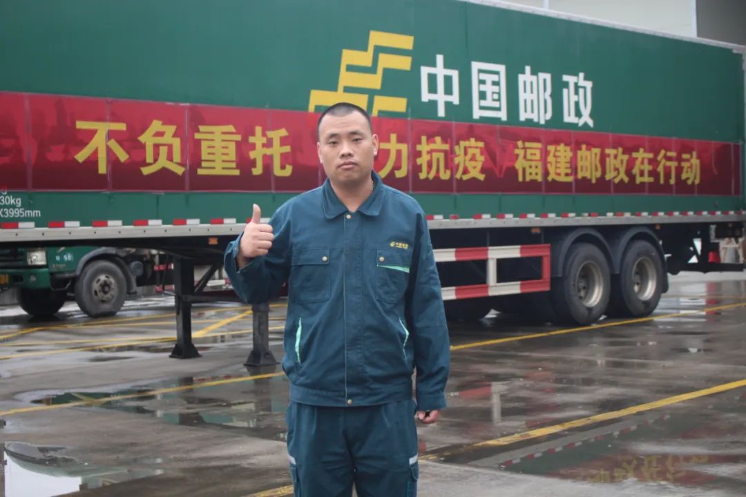 战疫致敬默默奉献的人,战疫有我致敬每一位逆行的英雄