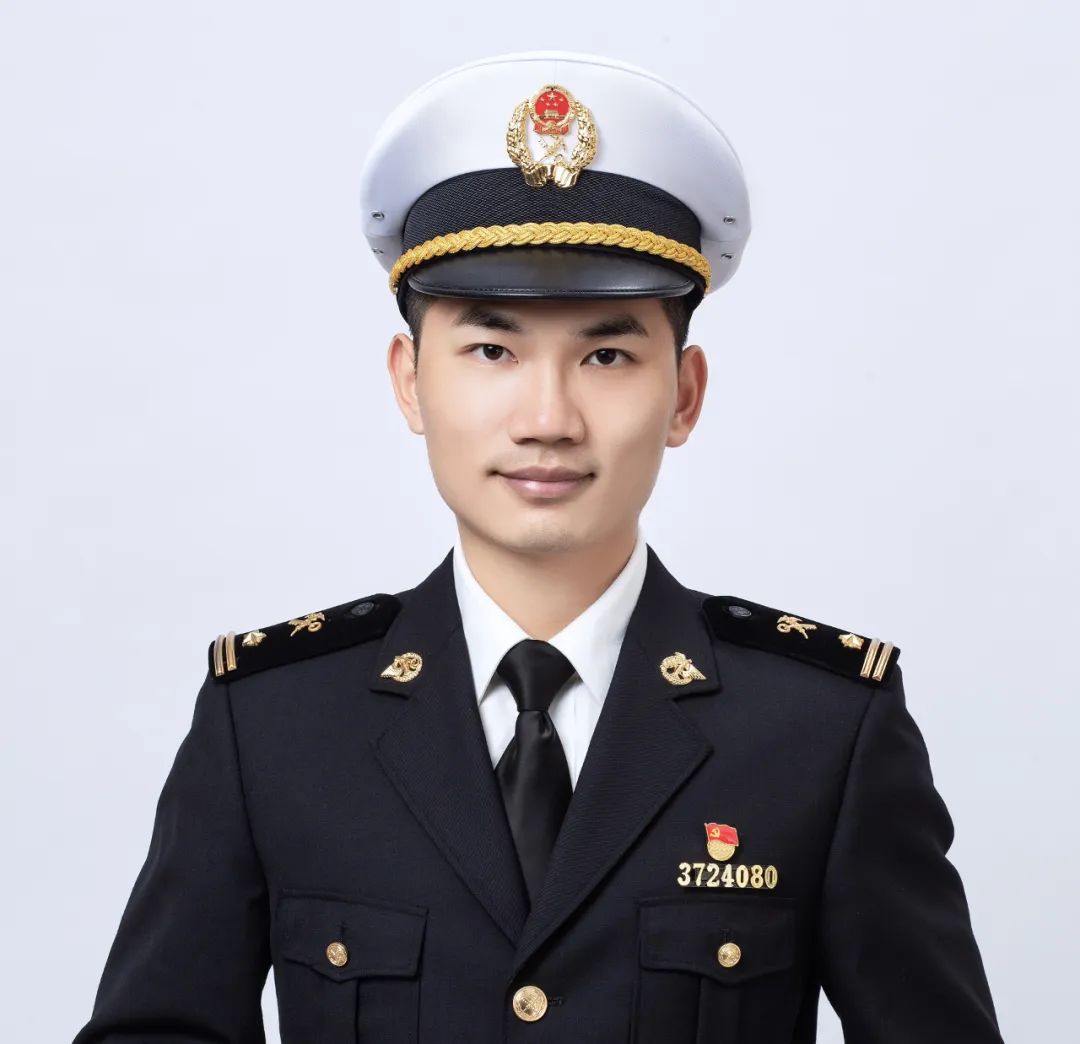 战疫致敬默默奉献的人,战疫有我致敬每一位逆行的英雄