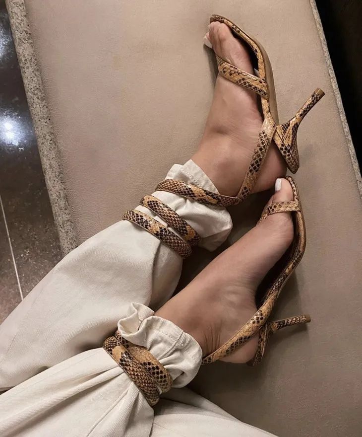 不能错过近年来大火的方头鞋,bv方头鞋推荐