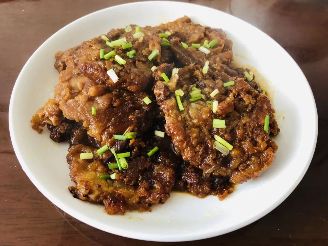 【滋味】大排这样烧，好吃又不腻