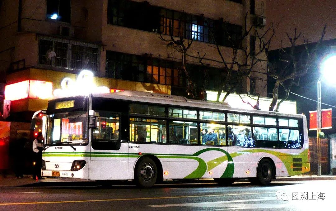 记忆公交车细节,记忆中的24路公交车