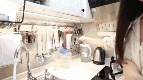 再也不怕衣服起皱了,发黄t恤清洗小窍门