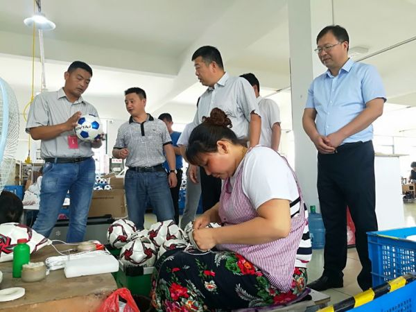 宿迁泗阳：“外号书记”的富民情怀