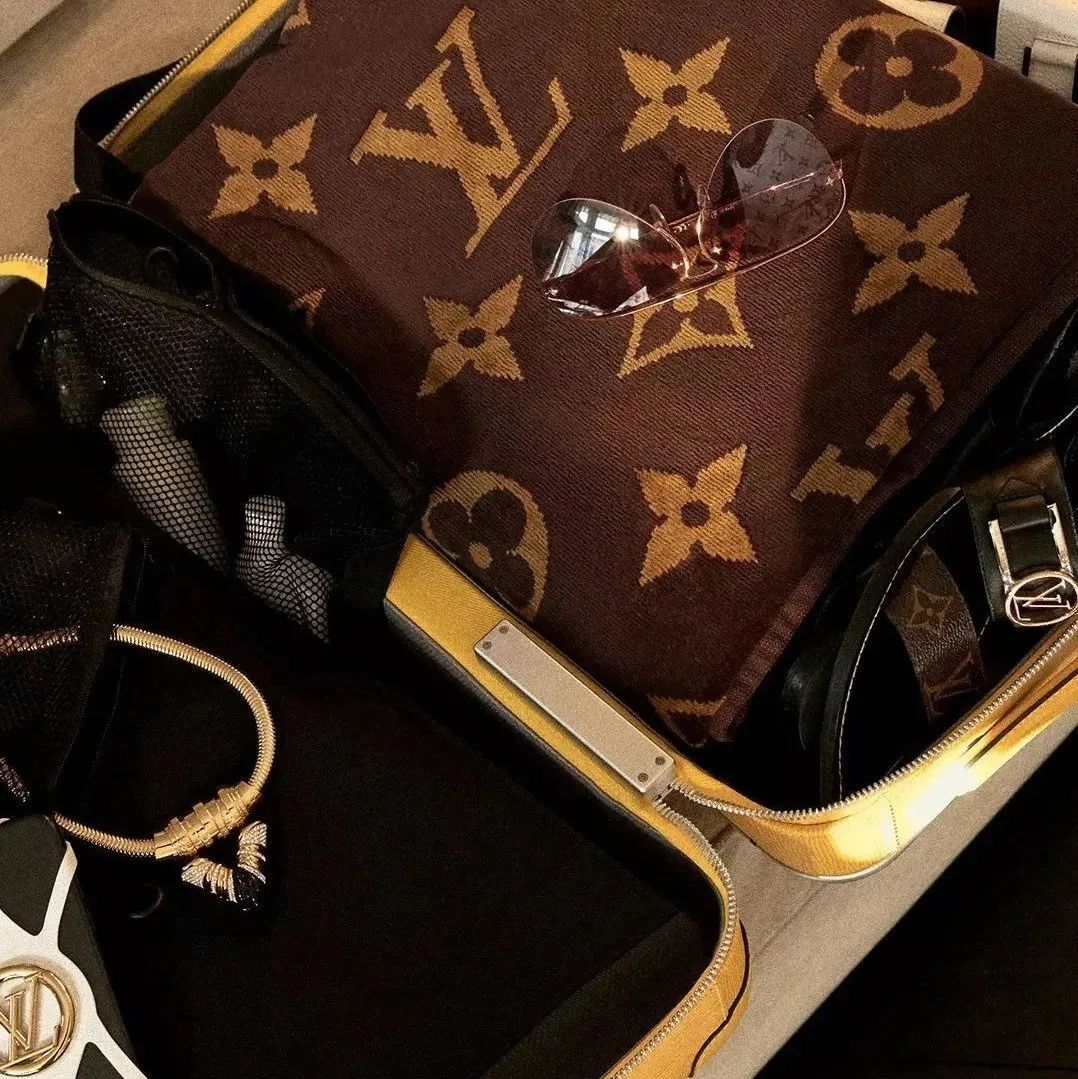 如何用平价买大牌？收好这份薅羊毛指南