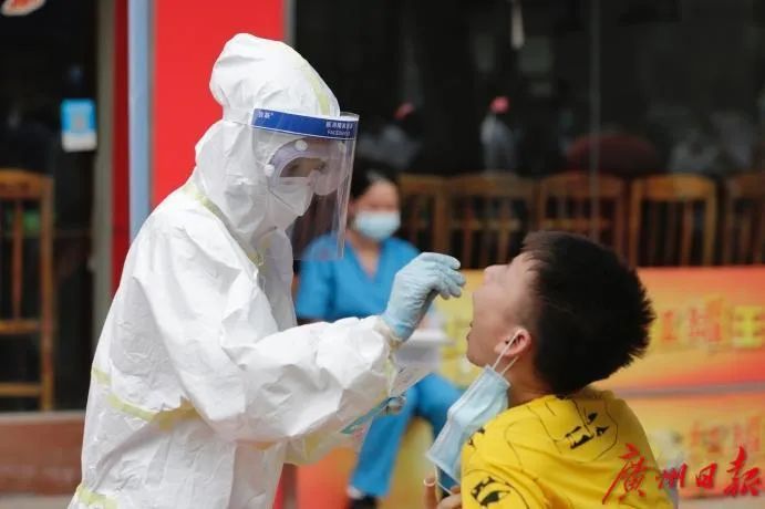 警惕！1航班21人确诊，这场仗进入关键期！广州：应检尽检！