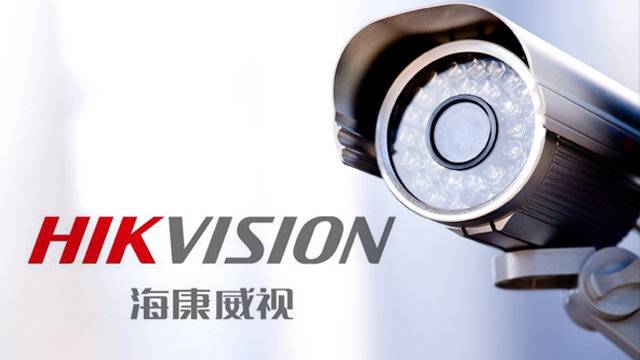 特朗普回应美国债务危机,外媒称特朗普已负债