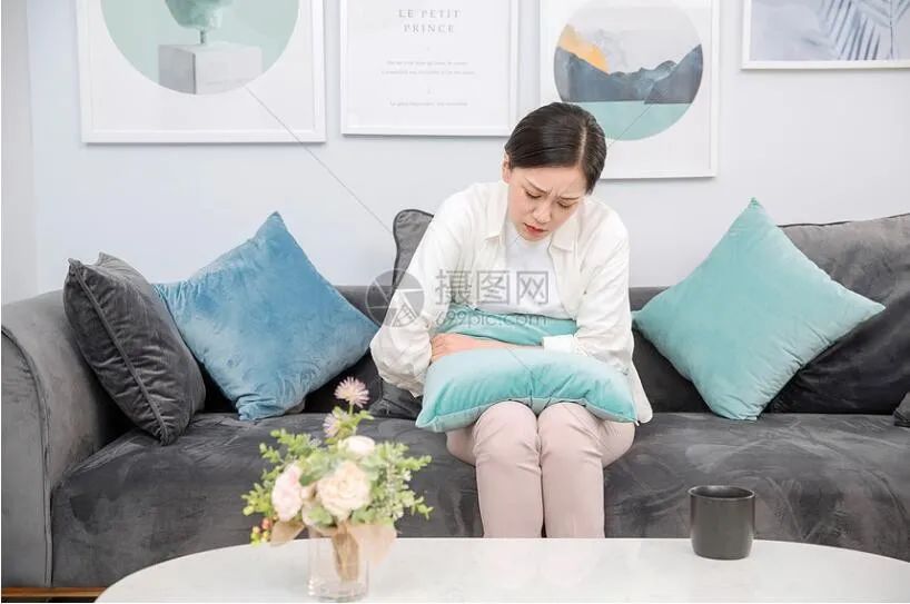 宫颈癌早期10种症状宫颈糜烂,绝经后宫颈癌的早期信号和症状