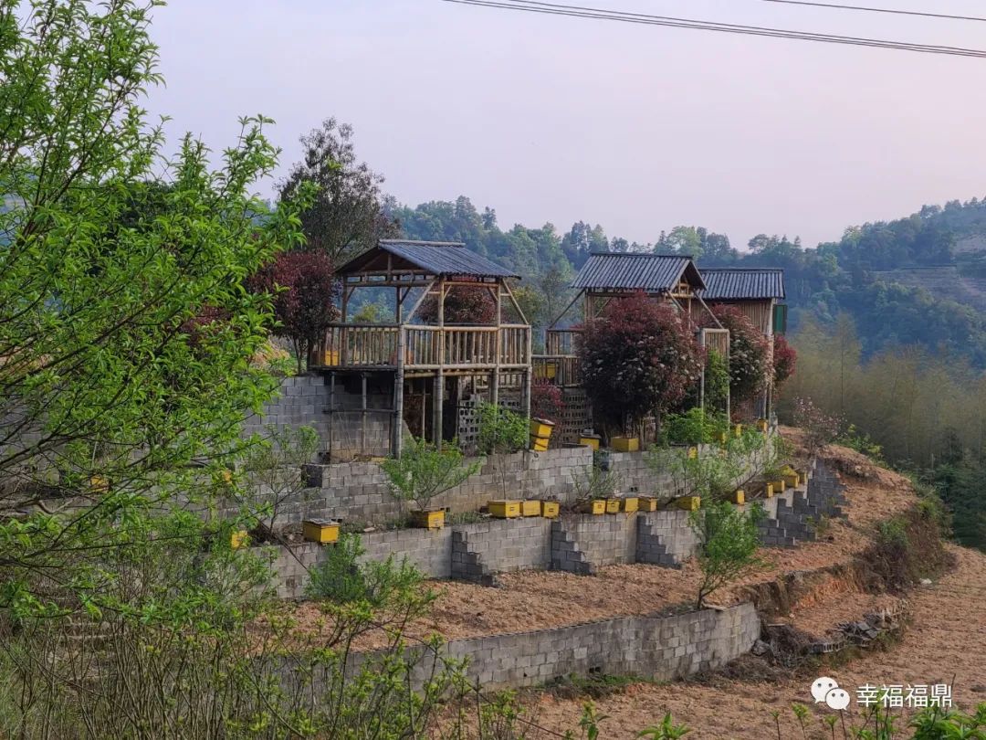 缓坡叠石,叠石景观石