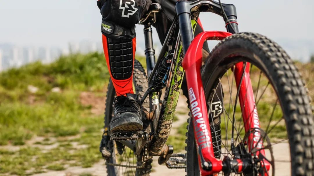 山地车手必看！9大保命装备护你越野周全