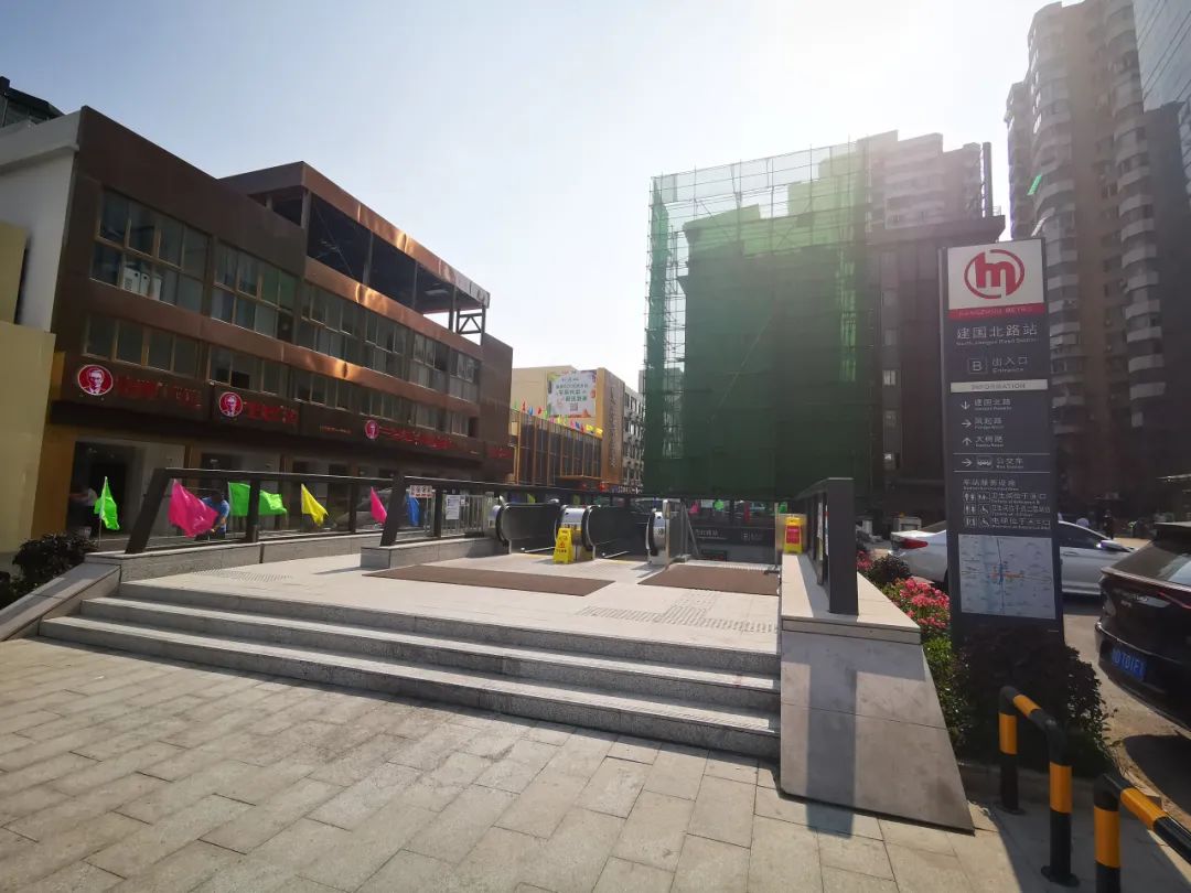 杭州凤起农贸市场的雪景酥鱼,凤起农贸市场李记酥鱼