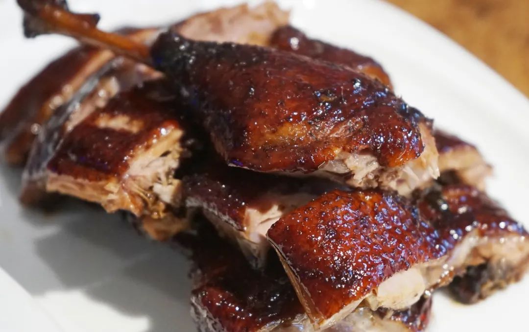 杭州凤起农贸市场的雪景酥鱼,凤起农贸市场李记酥鱼